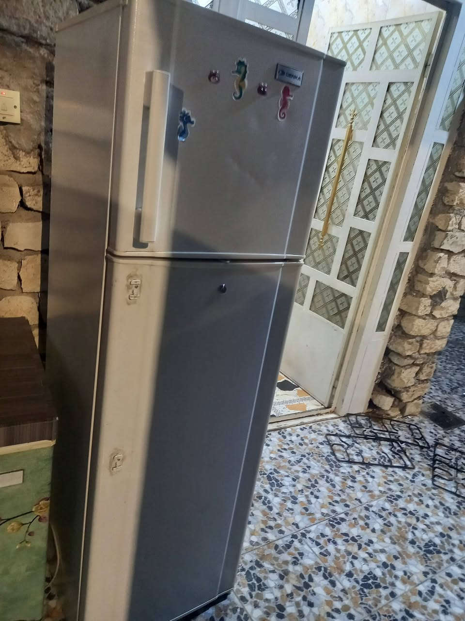 المجمده ٢٠٠ 
ثلاجات الوحده ١٥٠ 
والغسالة ٢٠٠ 
الغرفه ١٥٠ 
دوشك ١٠٠ 
طباخ ١٥٠ 
تخم مقعدين ٥٠


**إذا كنت صاحب هذا الإعلان وتريد حذفه لأي سبب، رجاءا أرسل رسالة إلى الدعم الفني**