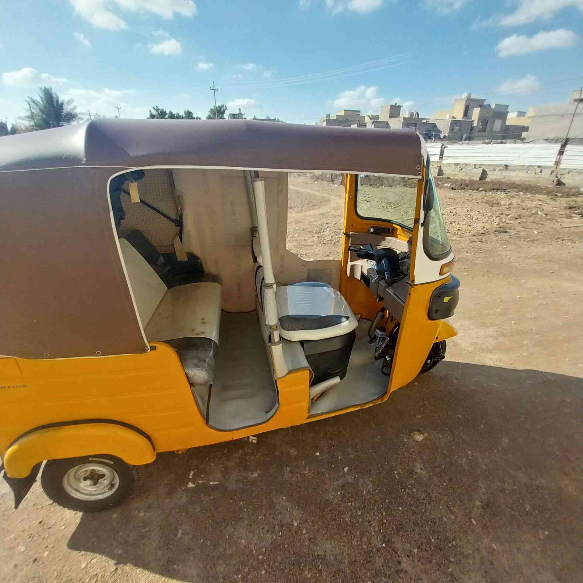 السلام عليكم تكتك موديل20رقم وسنوية تحويل ثاني يوم السعر٦٥٠٠وبيها مجال قليل***********
