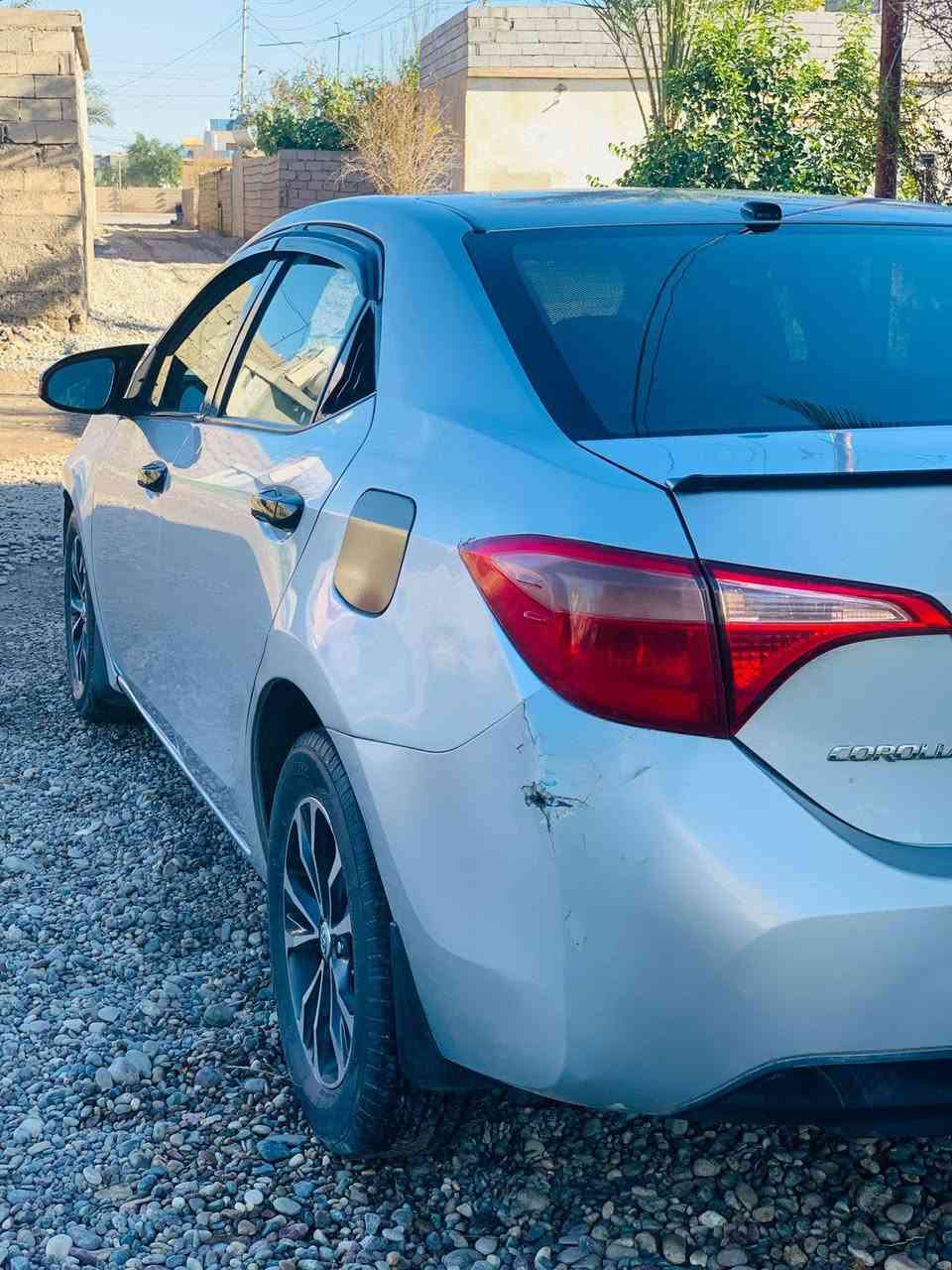 السلام عليكم ورحمة الله 
كورلا للبيع موديل 17
محرك شرط كير شرط 
سنوية جديده هزه جديده السياره بسمي 
السعر 130 وبيها مجال 
الضرر موضح بالمنشور 
***********
مكان السياره الشرقاط اسديره
