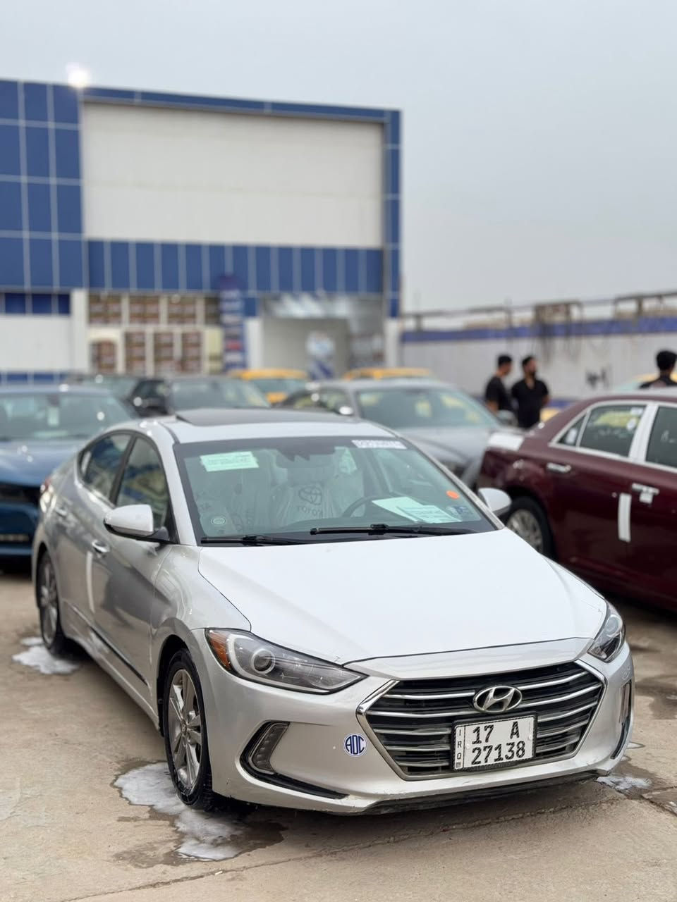 سلام عليكم للبيع او المراوس اللنترا  مديل 2018 مكينه 2000 دوش فول مواصفات السونار مرفق بلمنشور السعر 117وبيها مجال شي بسيط
فول مواصفات 1/1
1فتحه 
2شاشه كبيره 
3كشنات تدفئه تبريد 
4بصمه 
5كامره دواره 
6يدات نيكل
7رادار
8توقف ذاتي
9تخم تاير 
10حداديه جديد
الرقم للاستفسار ***********
