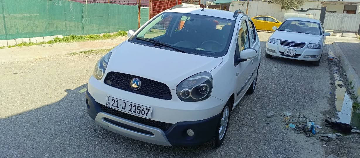 جيلي موديل 2014بدون صبغ ولا ضربه محرك وكير مكفول سنويه جديد بيها بطاقه بنزين سياره مال بيت كلش نضيفه  مابيها اي نقص كلها شغال تبريد تتفئه//////عنوان كركوك ///السعر 63وبيها مجال للطيبين ///***********
