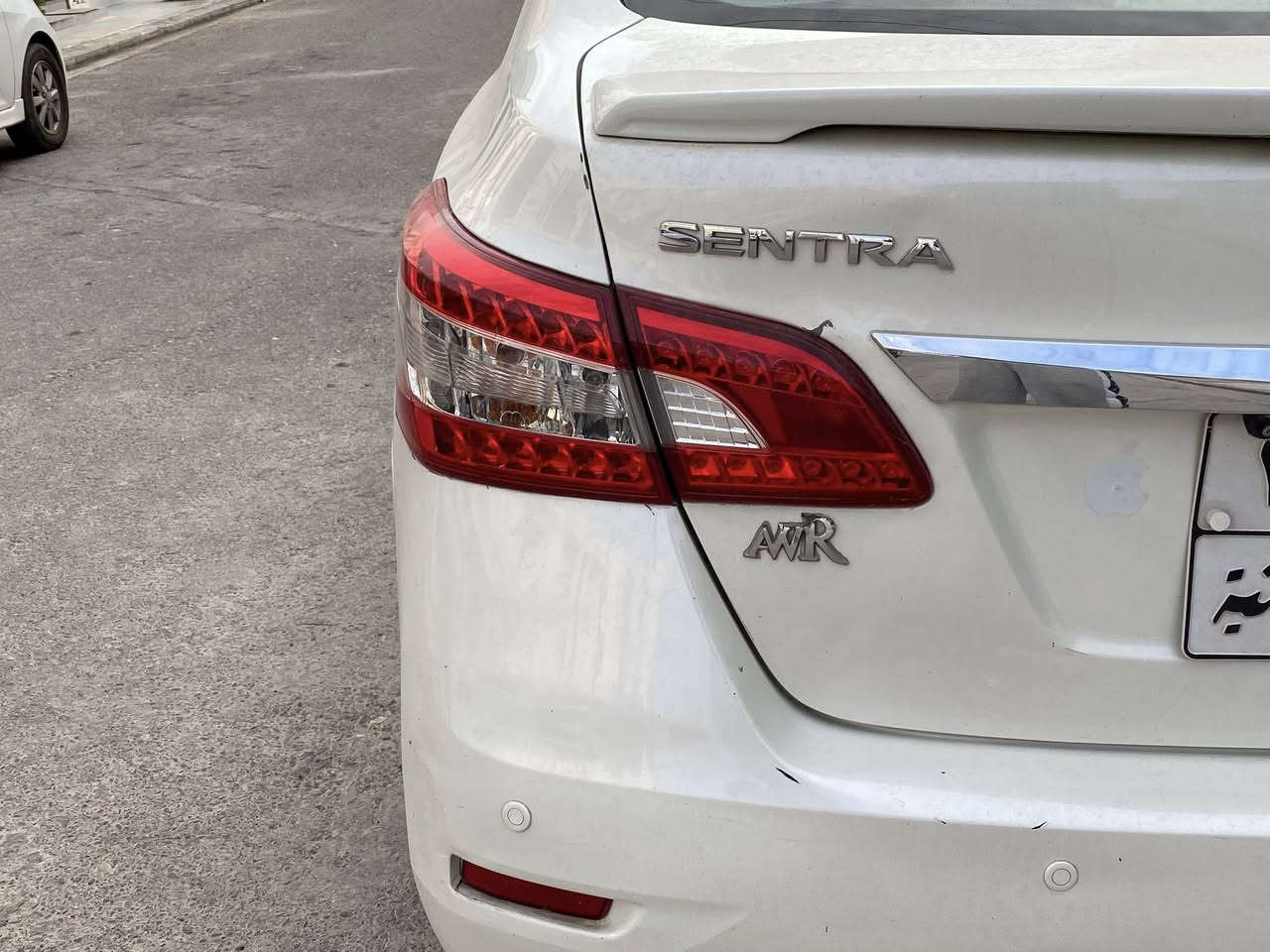 السلام عليكم
سنترا  SV. موديل ٢٠٢٠ خليجي  . محرك ١٦٠٠ 
ماشية ٥٤ الف كم . بصمة تشغيل وابواب وجنطة لد نهاري . وشاشة وكامرة خلفية وحساسات .
بيها بنيد صبغ بدون حادث . ويم الجنطة بارد اثر ضربة  خفيفة  واكو بعض الملاحضات البسيطة رقم سليمانية بأسمي سنوية تنتهي بشهر ١١ .  سعر ١٢٥


**إذا كنت صاحب هذا الإعلان وتريد حذفه لأي سبب، رجاءا أرسل رسالة إلى الدعم الفني**