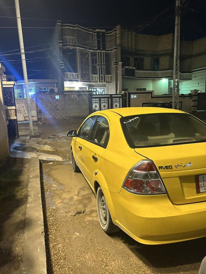 أفيو خليجي 2009  مسكر السياره مكفوله من ضربه قويه كير ومكينه جدد السياره عليه ادامه كامله رقم الأنبار السياره مال بيت مامتعوبه السعر 55 وبيه مجال لاستفسار اكثر الاتصال عل رقم ***********
