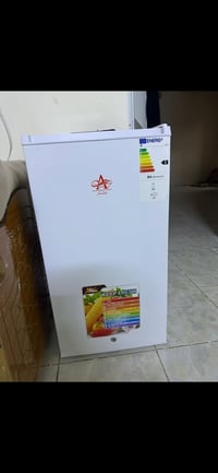 ثلاجه • نضيف جدا • مستعجله