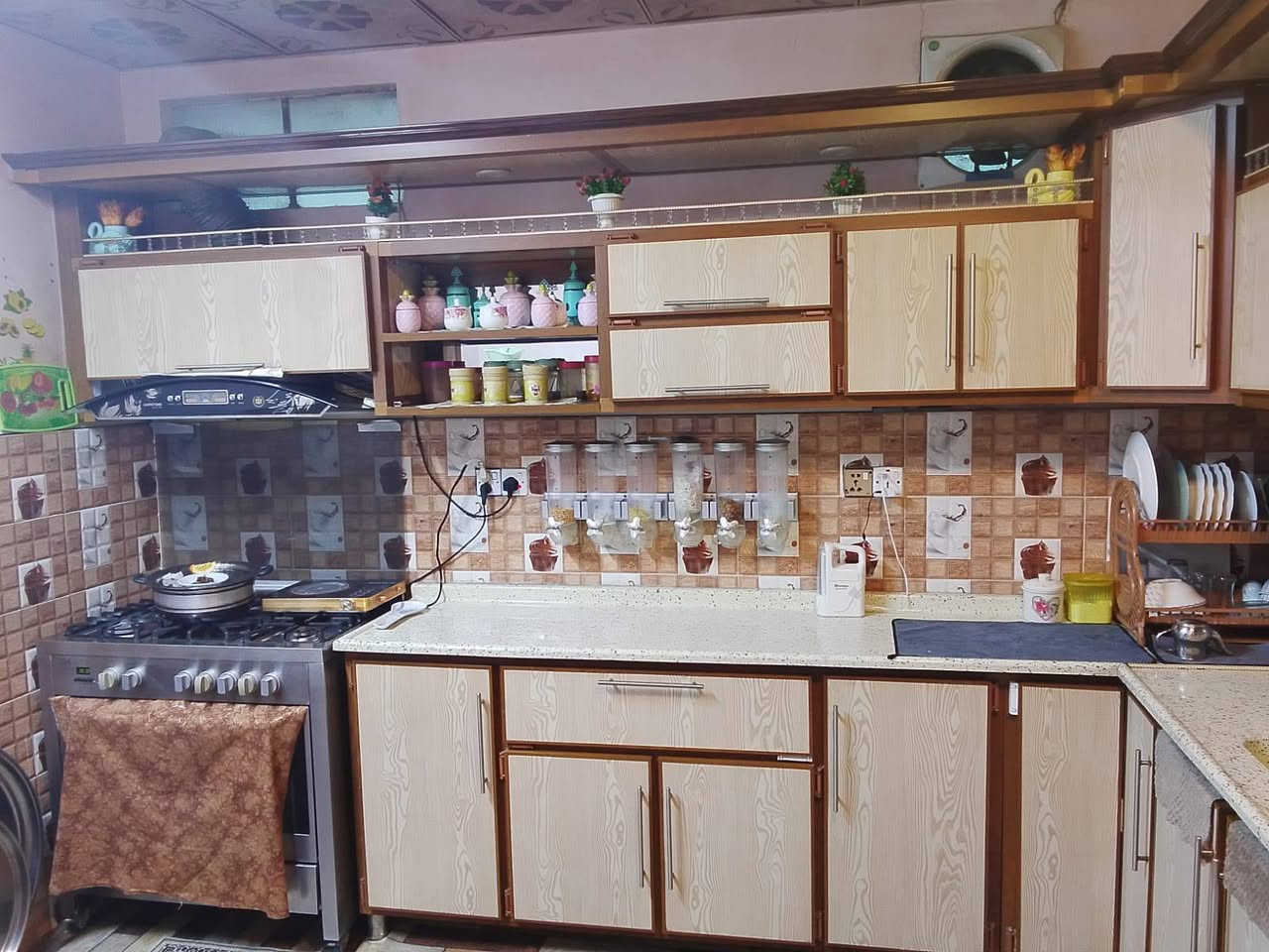 للإستفسار الاتصال على الرقم ***********
