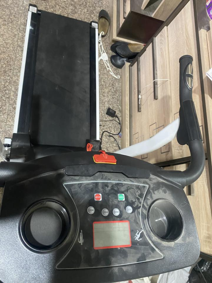 تخم ١٠ مقاعد نظيف جداً
سعر ٣٠٠ الف وبي مجال بسيط نظيف جداً
جهاز جري غير مستعمل سعر ٢٠٠
مكنسه كهربائية  حجم كبير ياباني سعر ٢٠٠ استعمال قليل
العنوان كاظمية

٠٧٧٠ ٨٨٦ ٧٠٧٥
