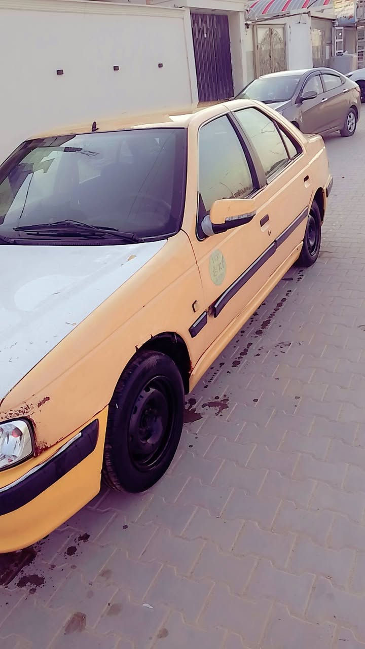 السلام عليكم  للبيع مستعجل بيجو بارص موديل 11 كير جديد محرك بيه خيط بخار  قليل كهربائيات شغال السياره نضيف حلوه دواخل كشره مابيه ضربه خياس ماكو تبريد شغال فقط غاز رقم احمر بدون راعي سنويه عضم عاج الاصليه مكان السياره نجف الرضويه الرقم ***********
