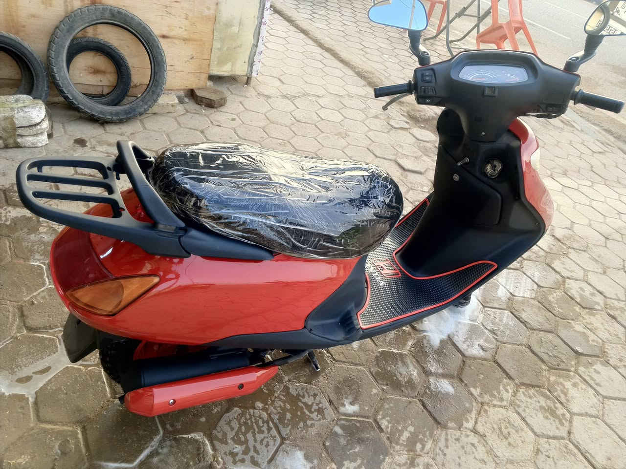 سبيسي ياباني دراجة نضيفة وجاهزة
واسط قضاء الحي السعر 600 وبيها مجال ***********
