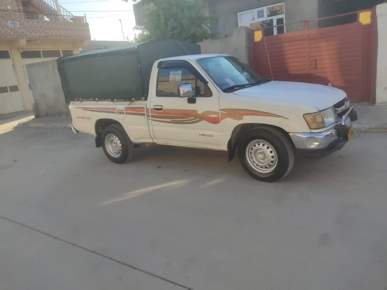 چەمچەی نیسان 2008چوار قولاب
چەمچەی توێتا ئەڕنەب بۆ بەقاڵی  بۆفرۆشتن
***********
***********
