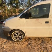 سياره ستاركس  ٢٠٠٧بيضه بدون رقم. مكينه. مسكر اوتو ماتيك سياره حلوه كاع...