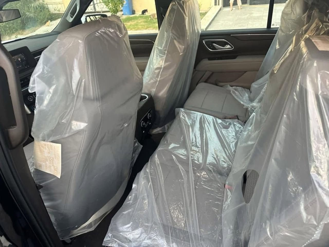 شوفرليه تاهو LS 2024 خليجي ضمان
‏رقم بغداد الدولي
ماشيه ٢٥الف 
⚙️ حجم المحرك V8 5,3L
⚙️ مرتبط بناقل حركة أوتو 10 نمر 
⚙️ يبلغ عزم الدوران 519 نيوتن/ متر
🐎 بقوة 355 حصان 
🚘 دفع خلفي RWD
🔑 مفتاح التشغيل بصمة 
🔑 تشغيل عن بعد
‼️ اريل نفكيتر 
📍حساسات أمامية 
📍حساسات خلفية 
💡لايت زينون + LED
🔦️ بك لايت LED 
🛞 حجم الاطار 265/65R18
🛞 ويل كب 18
🛞 4 دسك
🛞 حساسات ضغط الاطارات 
✨️ اشارة في المرايا الجانبية 
✨️ المرايا قابلة للطي كهرباء 
⚠️ النقطة العمياء 
🌧 ماسحة خلفية 
🎈عدد AIR BAG 8
🚗 كير بيانو ‼️
🚗 هاند بريك كهرباء 
🚗 ا ABS 
🖥 شاشة Apple Car play 
📷 كاميرا دوارة 
💡الانارة الداخلية LED 
⭕️ مقود جلد حياكة 
🛣 مثبت السرعة Cruise 
🎶 المودات والاوامر الصوتية 
🎶 ا  BIuetooth / T YPCE 
⚡️مخرج منفذ الطاقة 
🔍فحص نظام السيارة 
💺تتسع المقصورة ل 8 ركاب
💺حركة المقاعد الأمامية كهرباء 
💺تجاوي 6 متحركة 
👶 الايزو فكس ISOFIX 
❄️ تبريد شاشة مناخين منفصلين 
❄️ 3 قطع تبريد 
❄️ شاشة تحكم للتبريد الخلفي
☃️ ثلاجة 
🚘 أوضاع القيادة Drive Mode 
🛣 نظام تحديد المسار 
⛷️ نظام مانع الانزلاق 
⛰️ نظام نزول المنحدرات
🔄 نظام الاطفاء الذاتي 
🥤حاملات الأكواب عدد 8
               
                 
                البيع النقد او المرواس
                  
***********
