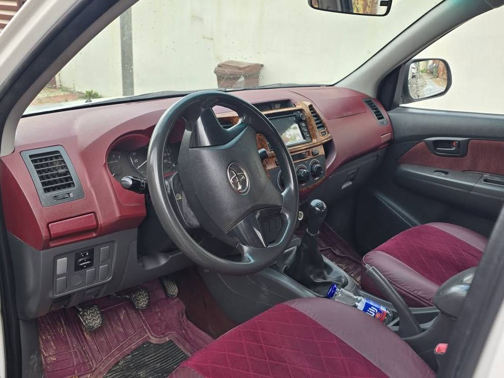 مرزیە مۆدیل ۲۰۱۲ سەنەوی تازەیە پارجەڕەشە پێشی جەم پەکی هەیە سەیارەکەتابڵێی جوانەو تۆندوتۆڵە بۆدیو سەقفوشانی هیجی نیە بەشەرت 
سعر۱٤۷
ژم۰۷۷۰۳۰۹۱۰۱۰
ژم۰۷٥۱٤۰٤۰٤٥۳
شوێن کۆیە أربيل, العراق


**إذا كنت صاحب هذا الإعلان وتريد حذفه لأي سبب، رجاءا أرسل رسالة إلى الدعم الفني**