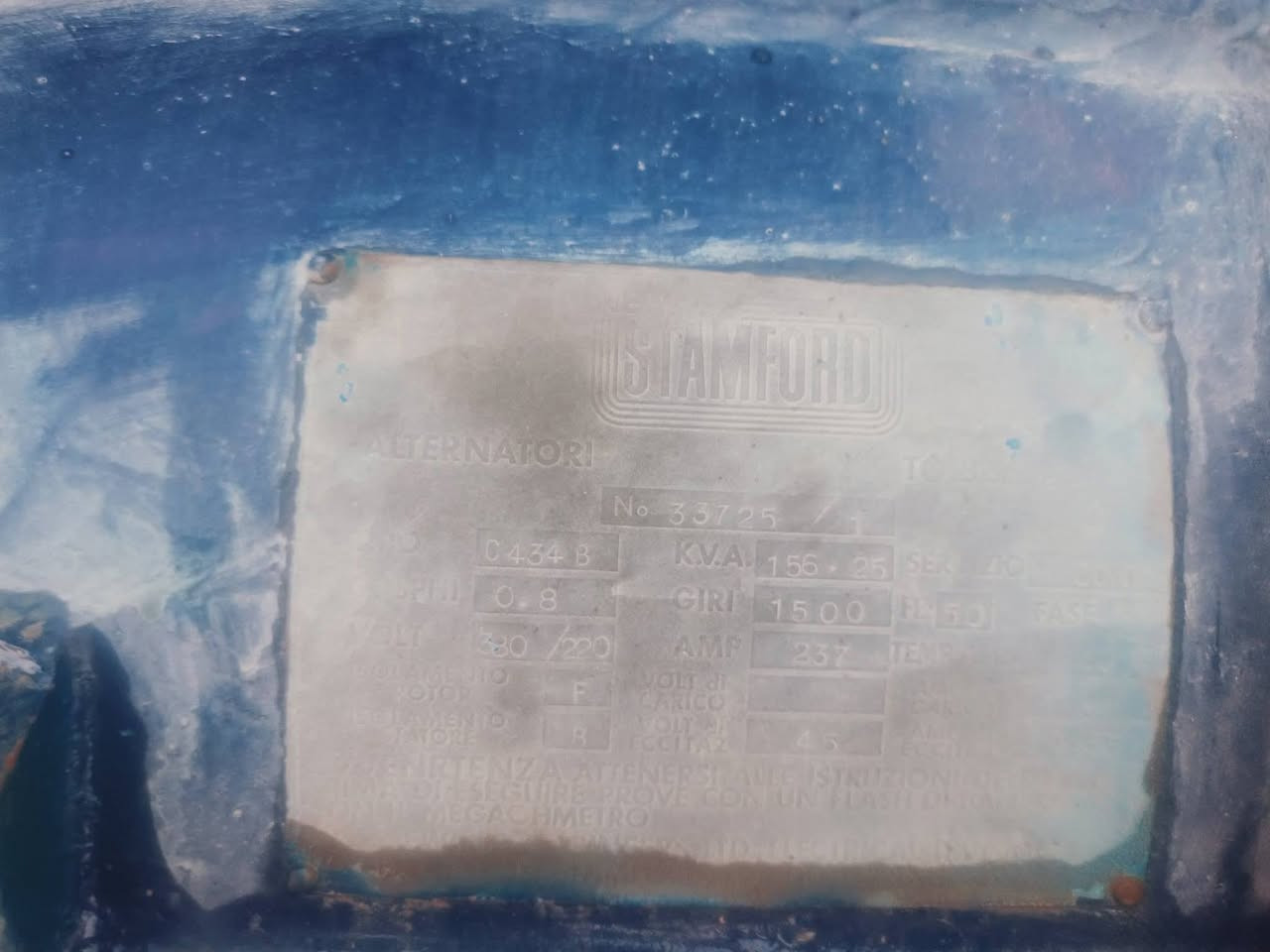 مولد كهرباء إيطالي 🇮🇹
🔹 النوع: Iveco إيطالي
🔹 الموبينة: Mecc Alte
🔹 القدرة: 156 كيلو فولت أمبير
🔹 الحالة: استيراد بحالة ممتازة وجاهز للتشغيل
مناسب للمصانع – المزارع – المحاجر – المواقع الكبيرة ⚡
📞 للتواصل:
فون / واتساب 01036259851
#ايفكو #مولدات_استراد #معدات_صناعية


**إذا كنت صاحب هذا الإعلان وتريد حذفه لأي سبب، رجاءا أرسل رسالة إلى الدعم الفني**