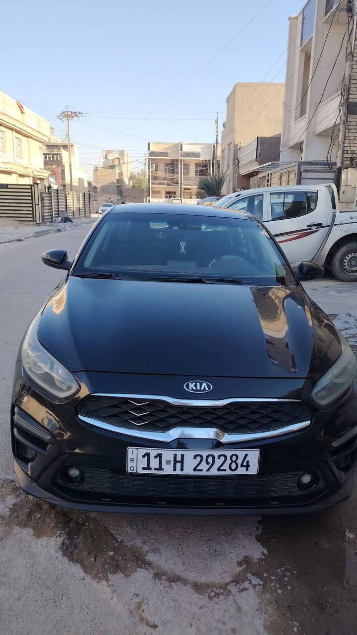 سلام عليكم اخوان فورتي ١٩ محرك ٢٠٠٠ دوش وكير عادي وتخم ويل وتايرات جديد جاهزه صدر كهرباىيات تبريد ثلج بغداد بسمي عارضه ١٠٧ مكاني بغداد البياع الشراي يتصل *********** وترهم مراوس حسب القناعه
