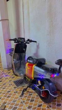 دراجه R7 2025 دراجه نضيفه ما عده طگه وحده الشراي يتصل على الرقم 078616...