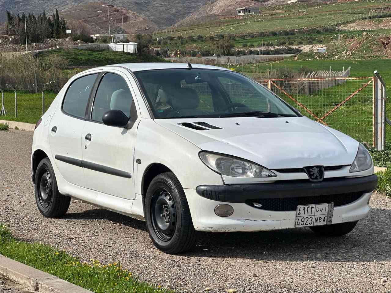 بیجو ٢٠٦

مۆدێل ٢٠٠٨

گێڕو مەکینە بەشەرت 

تەبرید بەشەرت 

موسو بڕاوە بەشەرت ساغە

چوار تایەی تازە

شاشە ایپاد خەلەلی کارەبایی بە شەرت

نرخی ٢٩ وەرەقە و کەمێک مەجال 

***********

*********** كويسينجاك, أربيل
