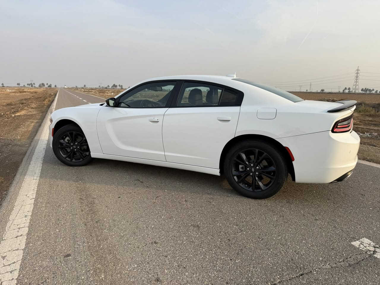 ⭕️جارجر 2023 مختم
⭕️ماشية 20,000 ميل حقيقي
⭕️كير مكينة بالفلينة
⭕️رقم اربيل جديد 
⭕️مواصفات sxt فور ويل سوبر ترك
⭕️بدون صبغ بدون ايرباك تبديل باب بلادي فقط
⭕️المكان .ديالى / بعقوبة
⭕️رقم الهاتف

الهاتف ***********
السعر 248$ مجال قليل
