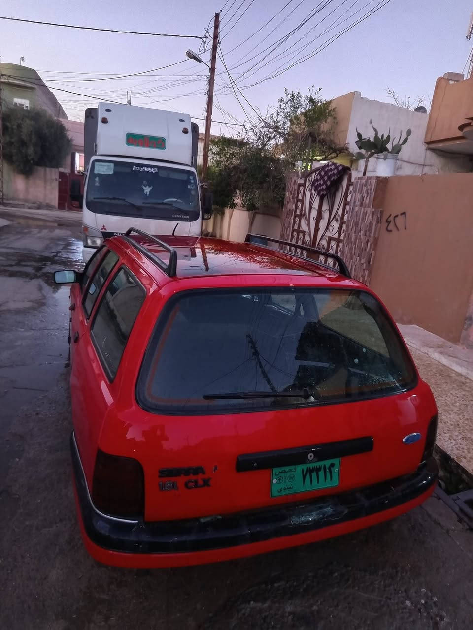 ‏‪لبيع فورد 
سعر 20 بيها مجال 
موديل 1992
 خمسه تيرات جديد 
طخم جديد 
 كير محرك شرط 
شرط  تحويل 
***********
 ‏‪0776 887 0925‬‏
