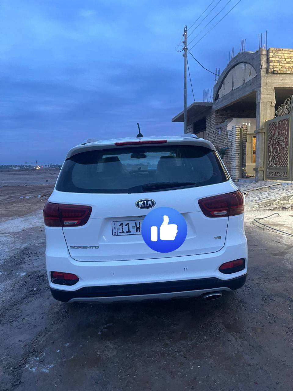 سلام عليكم
سورنتو موديل 2019 خليجي
سياره مكفوله من الصبغ
مكينه 6سلندر
رقم بغداد انكليزي
تحويل ثاني يوم
مواصفات السيارة
فول ما عده القمارة حديد
 عداد المسافه 100الف
للاستفسار الاتصال على الرقم ***********
