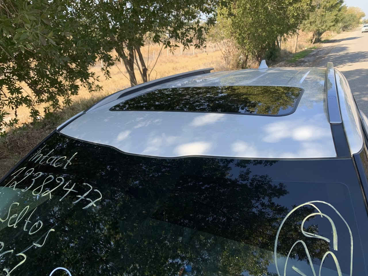 السلام عليكم
كيا سليتوز ٢٠٢٤ 
فووووووول الفووووول 
تبديل بنيد نفس اللون مال حاويه بدون صبغ ايرباك ستيرن فقط والبنيد الأصلي موجود 
ماشيه ١٠  الف ميل 
بصمه 
تشغيل عن بعد 
لد نهاري 
كامره دواره 
كشنات جلد 
خزن ميموري 
كشن السائق ترحيب عند الدخول 
شاشه دجتل متصل 
تبريد قطعتين 
جنطه كهرباء 
محرك 2000 دوش 
يدات نيكل 
اشاير ب المري 
مودات قياده 
فتحة سقف 
مانع تزحلق
فول تحكم ستيرن 
الكشنات الاماميه كهرباء 
او باقي المواصفات مبيه ب الصور 
مكان بابل قرب سيطرة الاثار 
١٧٠ او بيه مجال 

‭٠٧٧٢ ٣١٢ ٩٢٢٤‬
