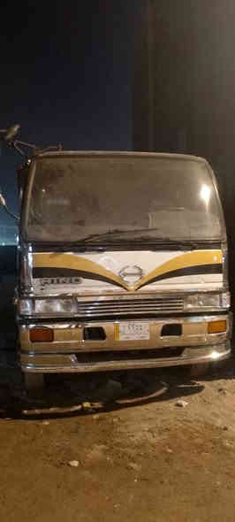 هينو طيره ٧٠عادي سته وربع مطوله ٦٠سانتيم رقم  بصره مشروع وطني السعر ١٣٠ وبيه مجال ***********
