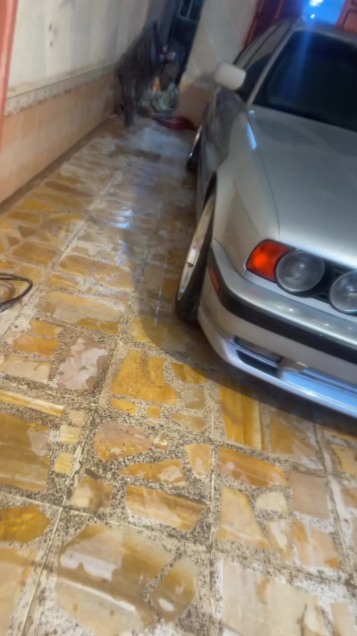 مرحبا على جميع العشاق هاي لقطعه المميزه 540 اصل وفصل وكير عادي سياره دخول جديد ومديل ٩٥وكلها ام اصل رقم جديد وبسمي ***********
