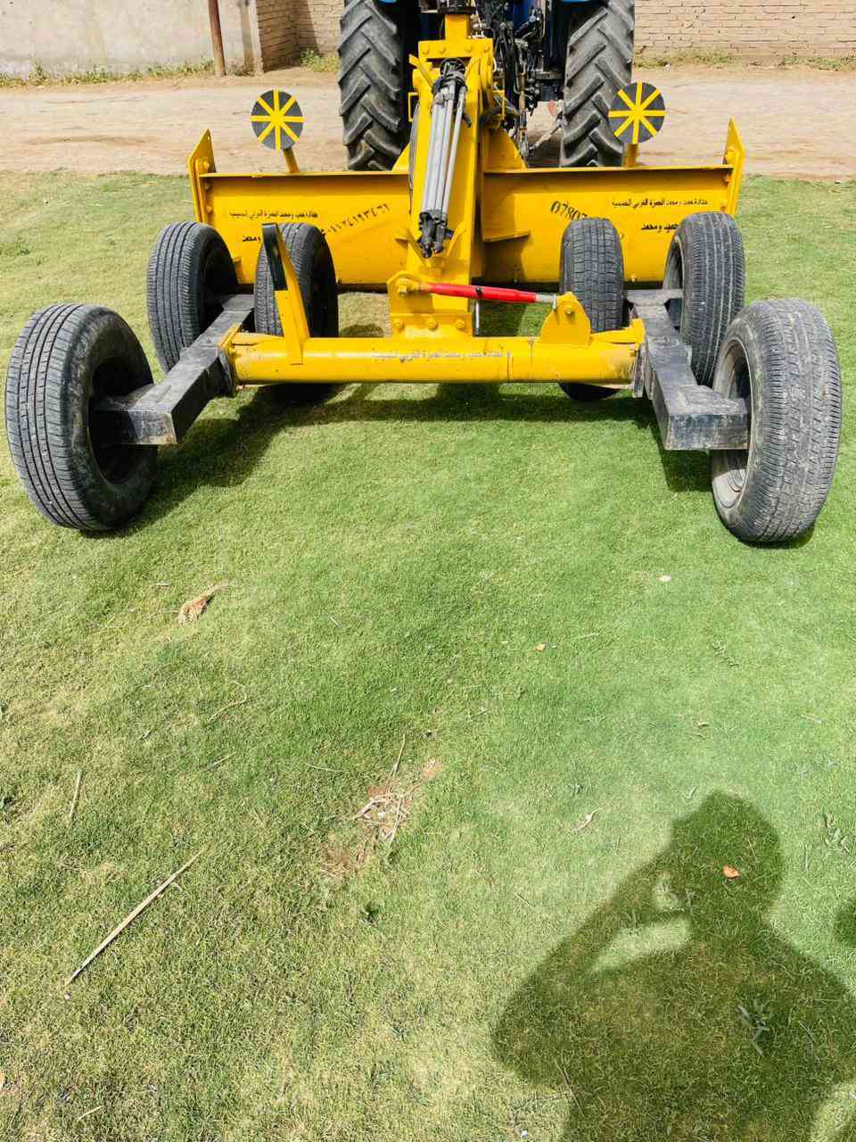 السلام عليكم للبيع معدلان ليزر العرض مترين و 75 مع 
جهاز باكستاني منضومة يابني مكفول شرط الشغل لاستفسار اتصل ***********-   ***********
