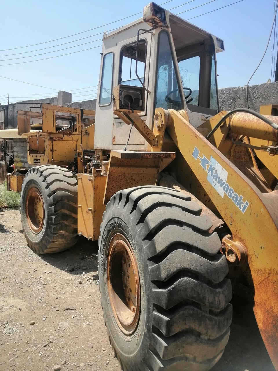 شفل ٨٠ زيت أدوات موصل وادي اعكاب السعر ١٠٠ أو بيها مجال الي يرغب الاتصال بل رقم ***********
