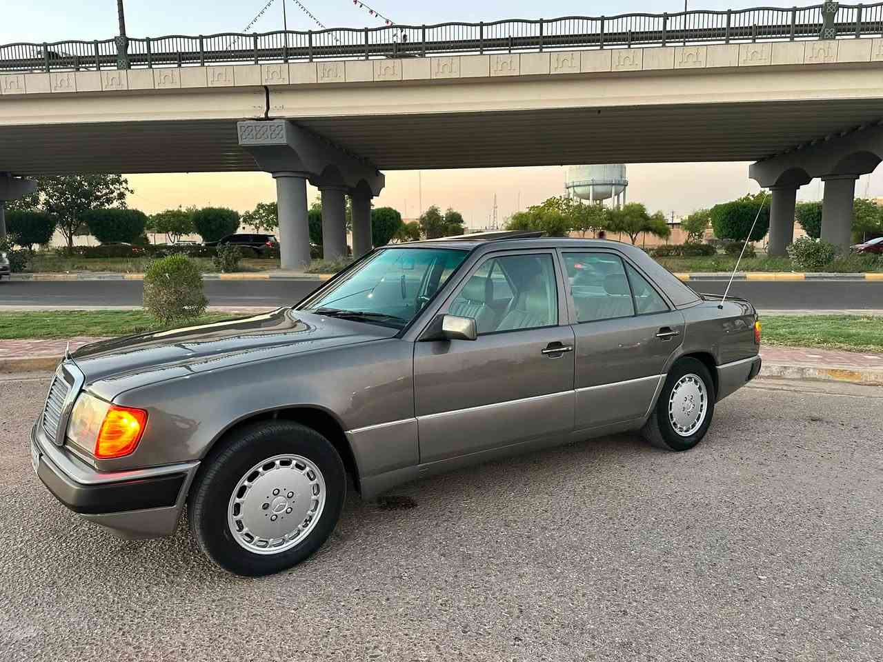 ياالله للبيع فقط دب موديل 87 رقم بغداد دولي
مكينه وكير بطة 2500 ديلكو
مكينه وكير جدد 
حداديه امامي وخلفي جديده 
تخم تاير مع ويل كب جديد
تبريد شغال
فتحة طگتين
كشنات كهرباء
غرفة جديدة 
سنتر لوك
اريل كهرباء
قواعد دبل وبرانكيت شركة
جام امامي كهرباء 
ABS                                                                     شغال
السياره جاهزه وحلوه بدون نواقص
مصبوغه عام للجماليه بدون ضربه وخياس 
السعر 68$ وبيها مجال بسيط جدا مكاني كربلاء المقدسة 
***********
