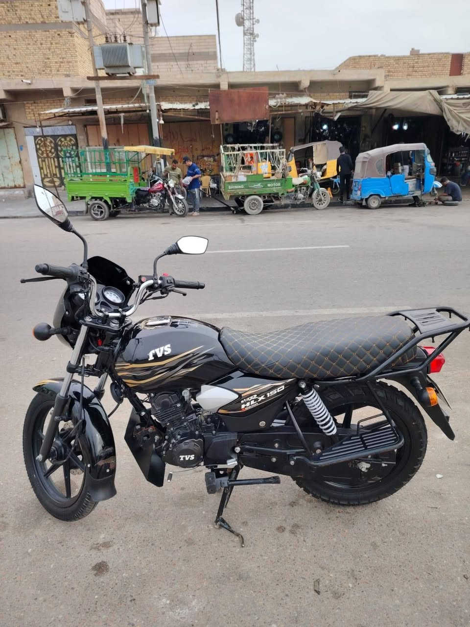 سلام عليكم شباب TVS للبيع مديل 23 رقم تحويل مباشر مكاني بصره قبله السعر مليونين ونص وبيها مجال قليل 
***********
