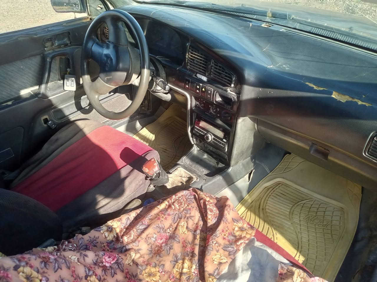 سلام عليكم الانتره موديل 1993 سياره كامله رقم السياره ديالى مكان السياره ديالى  *********** سياره كامله حلوه #السعر 20 وبيه مجال
