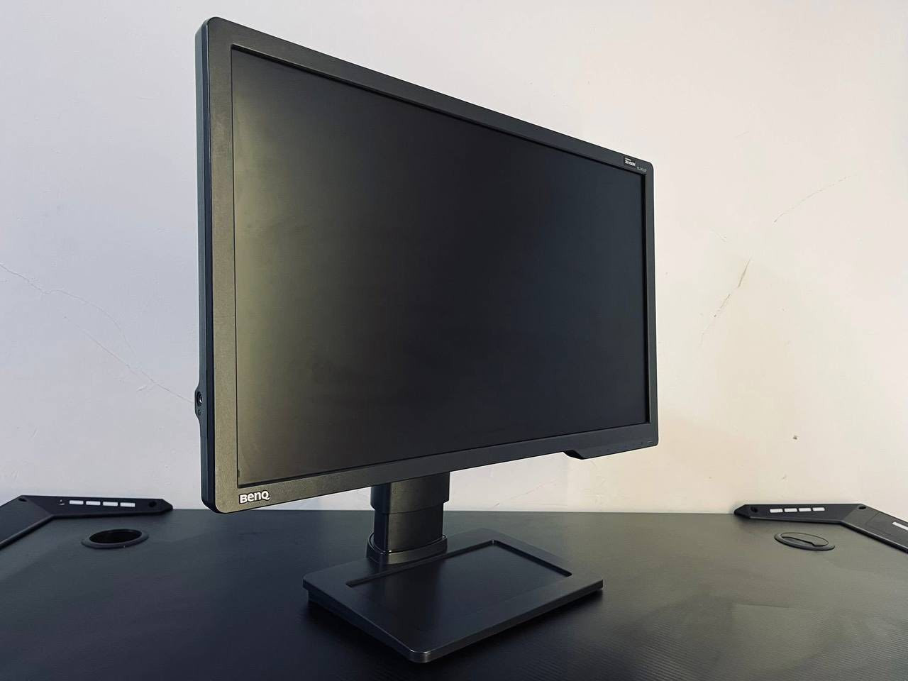 بينگ 144Hz
الاسم BenQ XL2411P 
قياس 23.5 بوصة (تصنيف 24”)  
نوع الشاشة: BENQ 
الدقة: Full HD — 1920 × 1080 بكسل
🔴السعر 229 الف وبيها مجال
الرقم للتواصل *********** موجود واتساب 
عنواني بغداد حي تونس آفاق عربية
