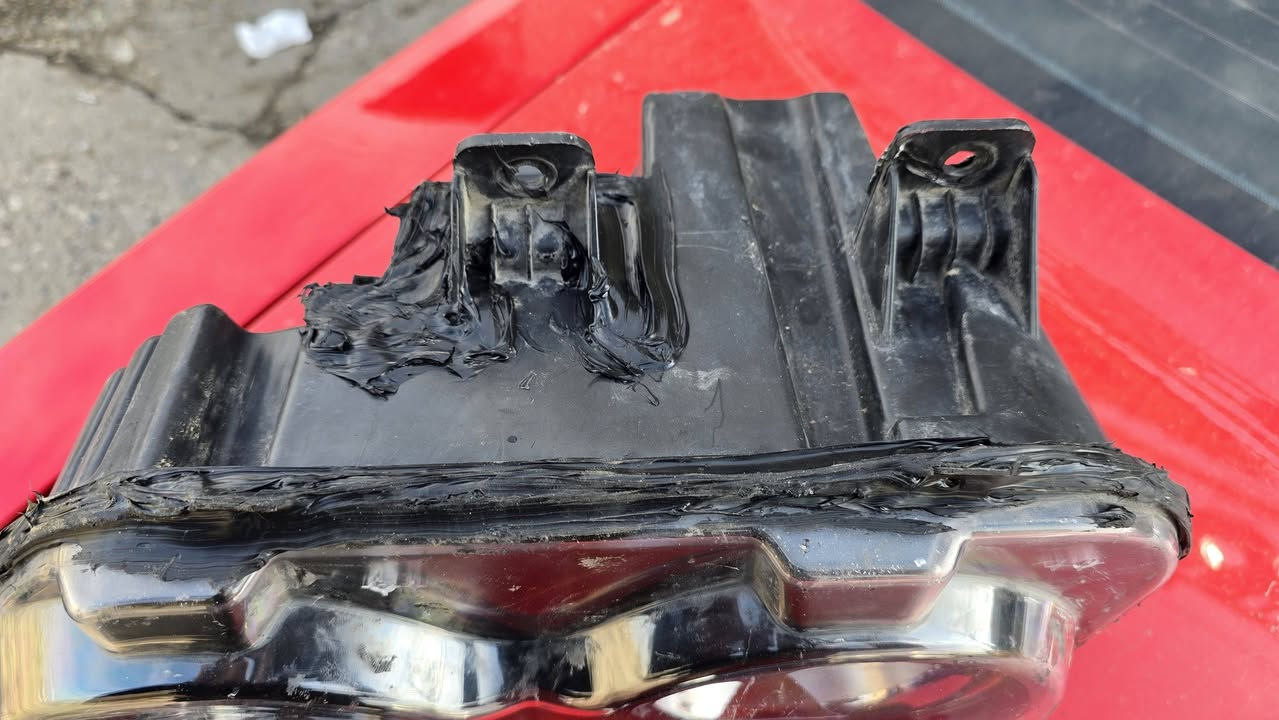 السلام عليكم يتوفر لايت اصلي والبدي تايون وبدي اصلي وهذا الايت المفلش سعرهن 250 الف
للتواصل ***********
