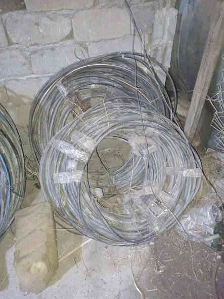 كيبل ظفيره سنكل طول 112متر عدد3 لفات ابو ١٢٠ 
السعر خاص نوع تركي 
*********** رقم ***********
