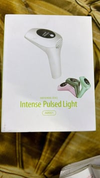 ليزر ازالة شعر • ٩٠٠٠٠٠ ضربة