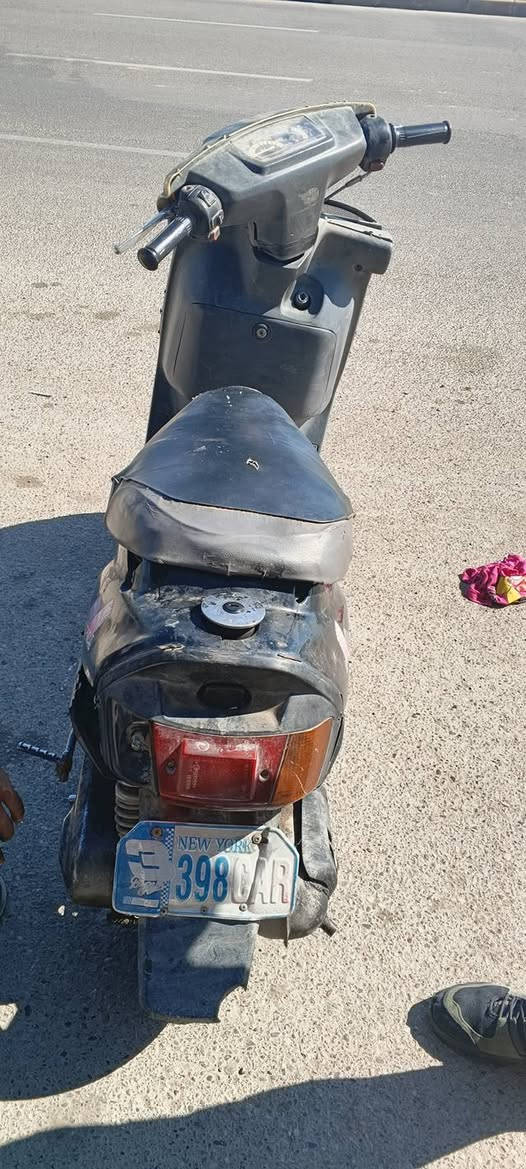 دراجه يا ماها للبيع مابي عيب فقط شوته سعره 100 بي مجال مكان كركوك كورنيش
***********
