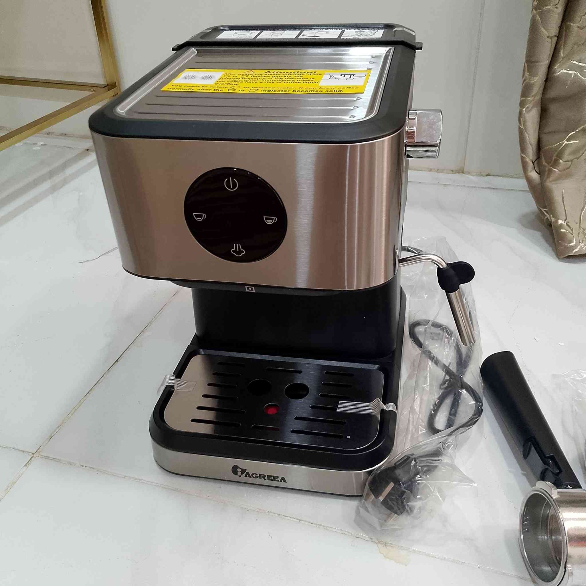 جهاز كهوة عاديه واقراص مع رغوة حليب او المشروبات الساخنة
ب60مع التوصيل


**إذا كنت صاحب هذا الإعلان وتريد حذفه لأي سبب، رجاءا أرسل رسالة إلى الدعم الفني**