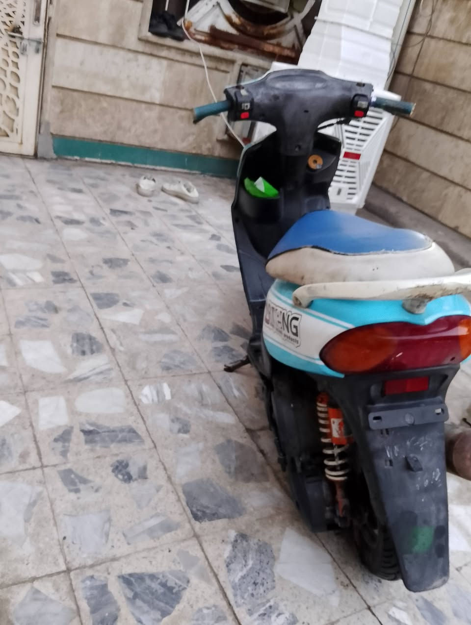 سلام عليكم دراجه ماكس قجمه مكينه بلاديه كهربائي كلها شغاله اي كجات رياضي دبل رياضي صالنصه رياضي سعر 250 عنوان بنوك رقم***********
