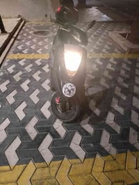 مستعجل على لبيع نضيف كلش مآل موظف بس يروح بيه ويجي مشتريه رباله ماصار ...