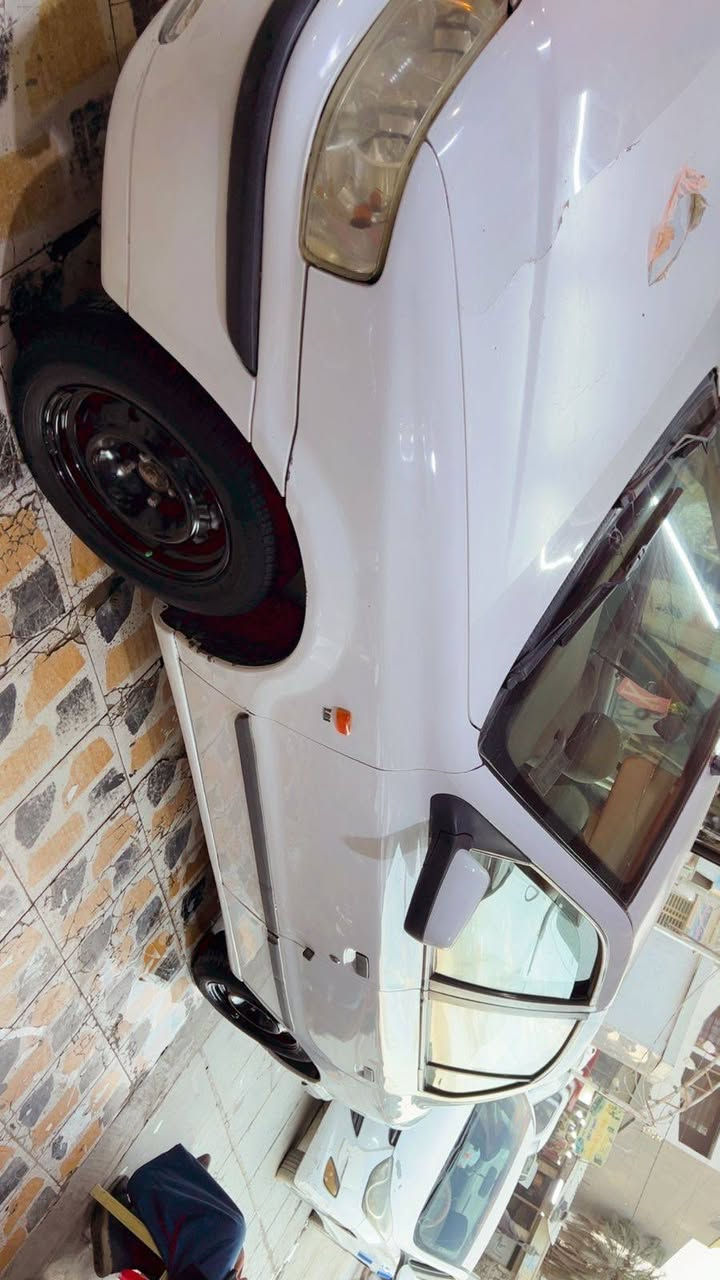 السلام عليكم سمند موديل 2011رقم بابل السياره جديده أحله من الصوره بيه بس نص باب صبغ وتصليح خياسات الباقي مكفوله كير مكينه تبريد حداديه تخم تاير كله جديد السياره جاهزه خير من الله ربع مذب عليه السعر 45 وهذا رقمي للتواصل ***********
