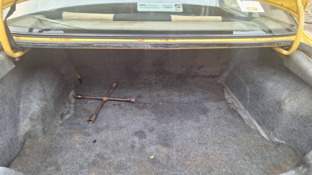 السلام عليكم بيجو لميس موديل ٢٠١٦ مكينه فرنسيه ام القطره البنص كير جيد جدا تبريد تلج تدفئه شغاله كهربائيات شغاله سنتر لوك اربع بيبان سياره جاهزه مابيها اي خياس السياره باسمي رقم انكليزي مصفره هيئه ومرور سنويه وهزه جديده بطاريه جديده دوشمه جديد تحويل ثاني يومالسعر 39وبيها مجال رقمي ***********مكاني بغداد الجديده بغداد, العراق
