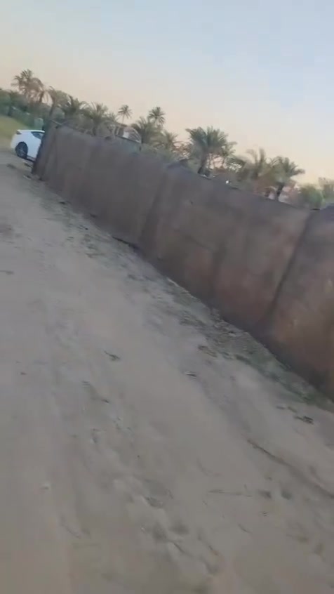 *🏡✨ قطعة أرض للبيع ✨🏡*  
*📍 كربلاء / طويريج / حي المستقبل*

*📐 تفاصيل القطعة:*  
🔹 *المساحة*: 1000 م² 📏  
🔹 *الواجهة*: 29 متر 👌  
🔹 *السند*: 25 - طابو صرف 📜✅  
🔹 *عرض الشارع*: 8 متر 🛣️  
🔹 *الموقع*: تبعد فقط 100 متر عن الجدول 💧  
🔹 *المنطقة*: حي المستقبل 🌳🏘️  

*🏢 المكتب*: مكتب عمار الشامي للعقارات 🤝

*📞 للاستفسار والتواصل:*  
 الاتصال على الرقم المذكور
*********** 📱  
*📩* أو راسلنا على الماسنجر 💬
