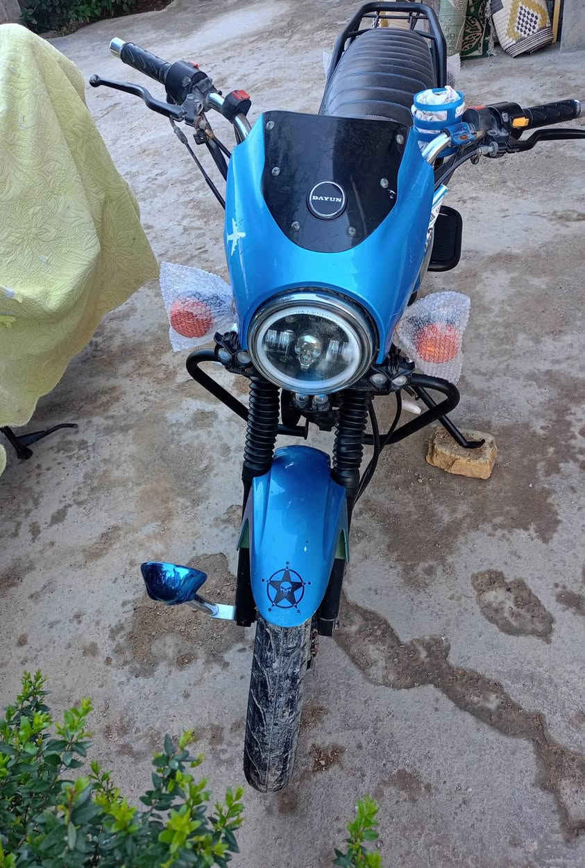 السلام عليكم جميعاً.... دايوان موديل 19 أوراق أصولية كاملة... دراجة حلوة ونظيفة// العنوان كوت الدجيلي 
***********
