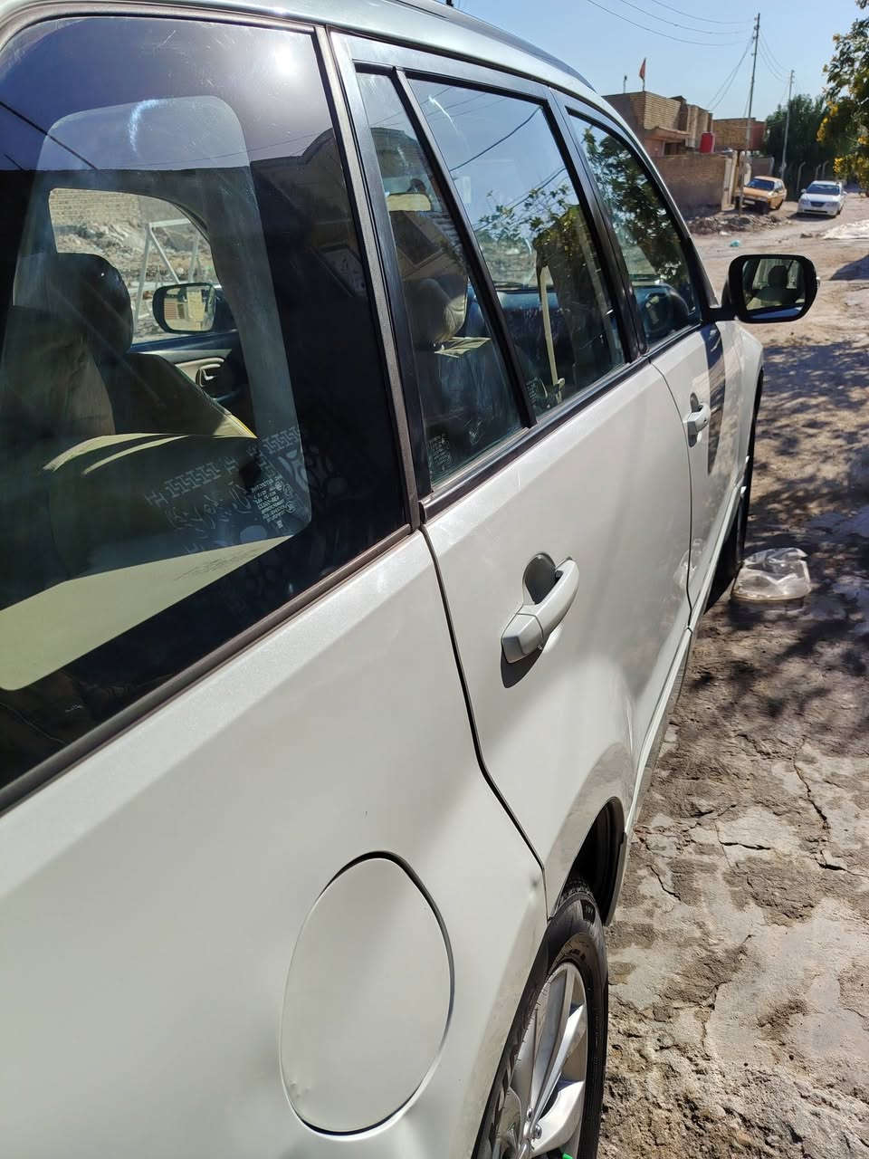 ساسوكي 2014مكينه ٤سلندر ٢٤٠٠ ماشية ١٤٠ دفع رباعي اشاير بالمري بصمه ابواب تشغيل بصمه مكفوله بيه خشم جاملغ بس باقي المواصفات معروفه رقم بابل بسمي مكان السيارة حله حي المهندسين. سعر 110   ***********٪
