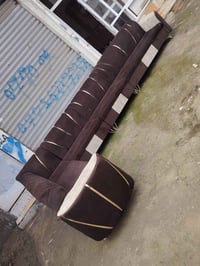 ديوان للبيع 7 امتار تفصال وليس سوكي  سعر260  الف مكاني أسرئ مفقودين 07...