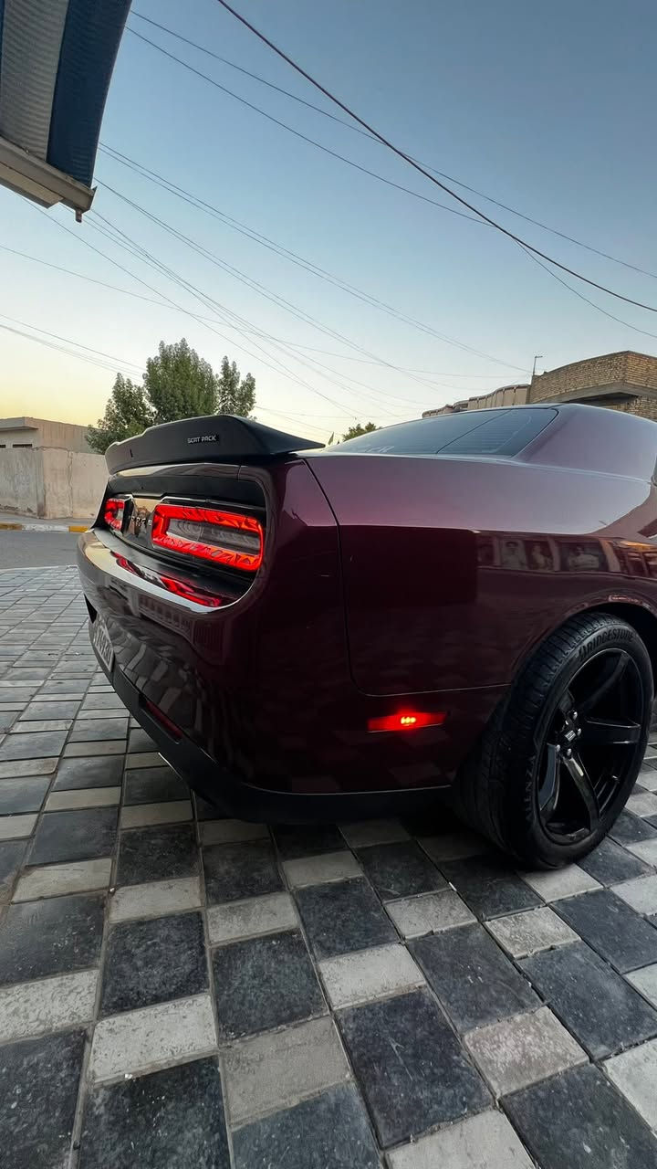 جالنجر موديل 20 🍒
رقم بغداد الجديد ب اسمي 
سياره صبغ عام حادثه جاملغ وبنيد 
ماشيه ٨٩ 
هواي موصفات بيه ماعده الفتحه 
ويل نجمه تو سايز 
بنيد محدث
محرك ٣٦٠٠ 
سعر ١٢٨ وبيه مجال بصيط 
***********
مكاني بغداد زعفرانيه
