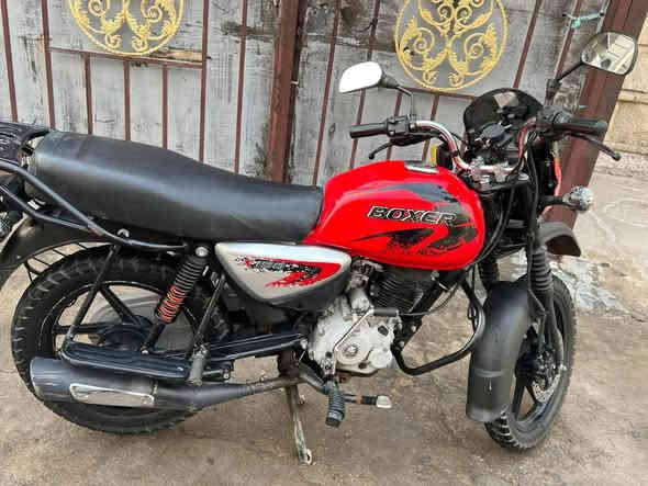 بوكسر موديل 2022 مرقم دراجة مفولة مكفولة من كلشي شلعتة تشك معدلهة يخبل 130 حقيقي جديدة لشراي مكاني بغداد الدورة البوعيثة السعر ٢٢٥٠
اتصال ***********
