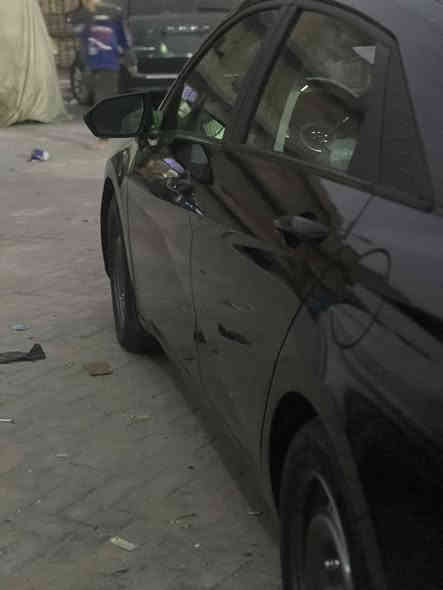 السلام عليكم سياره النترا 2023
رقم بغداد ماشيه 28
المواصفات 
بصمه 
شاشه متصله
السياره بسمي تحويل ثاني يوم 
السعر 160
حادث السياره من جوه بس دعاميه السياره شخطه مابيها
المكان بغداد 
***********
