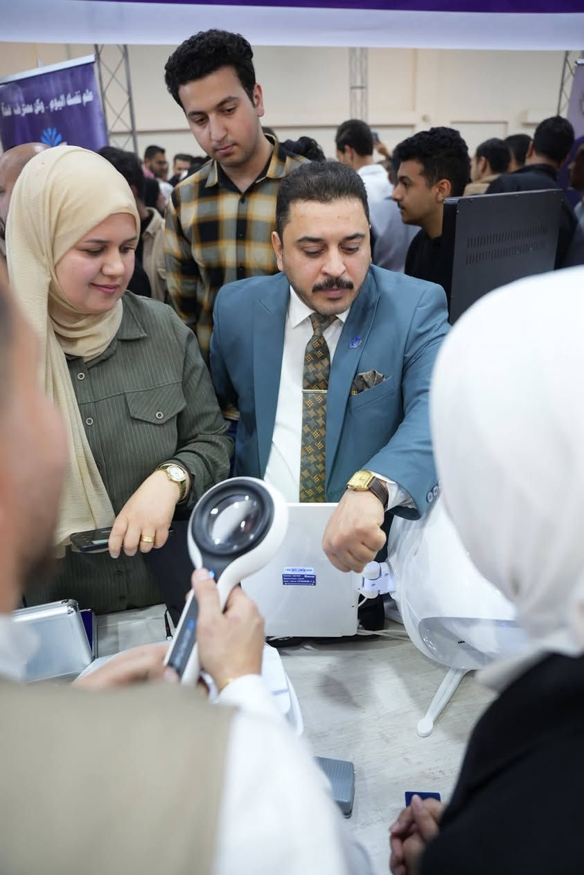 تشرفت شركة المنصة الحديثة MHD بالمشاركة في المؤتمر المقام في جامعة الفرات الاوسط التقنية – المعهد التقني - النجف ، ضمن فعاليات أسبوع الريادة والإبداع، تأكيداً لدورها في دعم البيئة الأكاديمية وتعزيز الشراكة الحقيقية بين القطاع الخاص والمؤسسات التعليمية.

وجاءت هذه المشاركة انسجاماً مع توجهات الجامعة في ربط مخرجات التعليم بسوق العمل، ودعم المبادرات الريادية والمشاريع الإنتاجية التي تخدم المجتمع.

وتتقدم الشركة بجزيل الشكر والتقدير لإدارة الجامعة واللجان المنظمة على حسن التنظيم والاستقبال، متمنين لهم دوام النجاح والتقدم.

#شركةالمنصةالحديثةMHD
للتواصل والاستفسار ارسل رسالة او الاتصال بالرقم ***********
