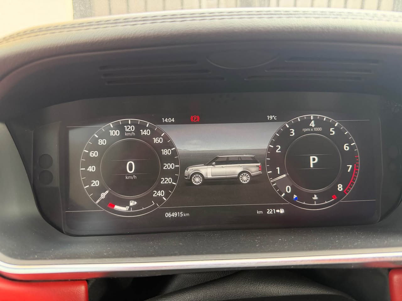 السلام عليكم … أخوان 
رانج روفر فوك للبيع 
موديل 2020 
رقم بغداد الدولي الجديد 
عداد المسافه 65 الف كيلو متر 
السياره فول مواصفات 1/1 
مكينه 6 سلندر 
داخل جلد احمر 
جنطه كهرباء 
دوس كهرباء 
السياره مغلفه كفاله عامه 
مغلفه PPF 
السعر 55000$ وبيه مجال 
للاتصال *********** 
عنوان السياره بغداد زيونه 
بيع او مراوس Webada East, Gampaha
